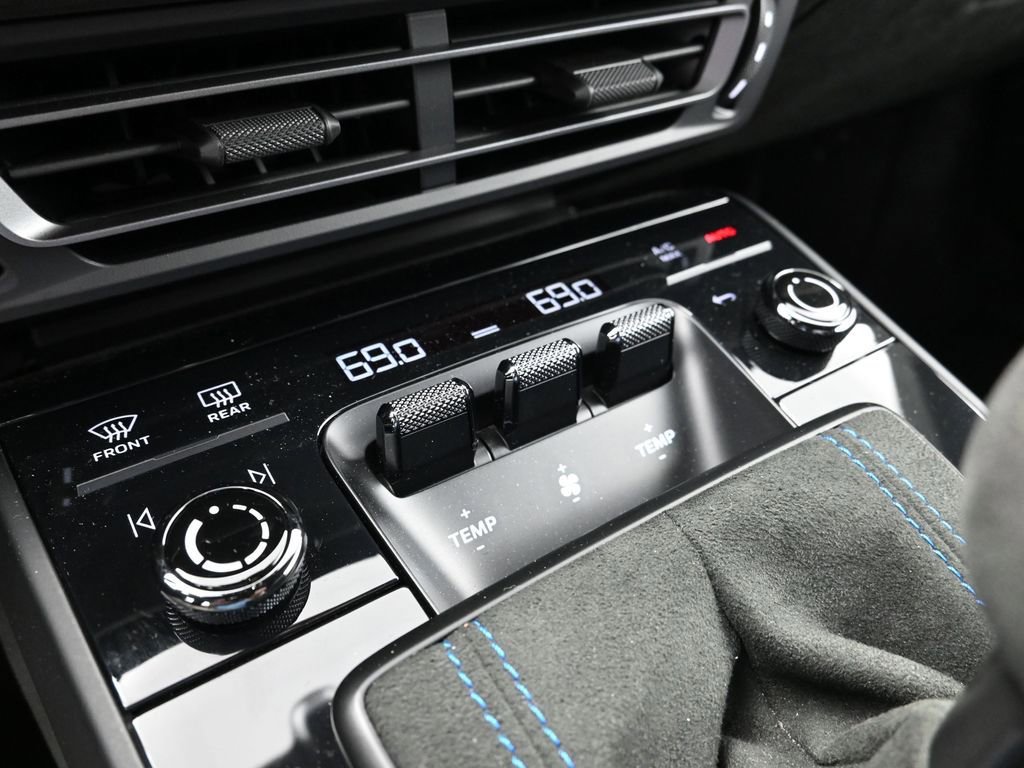 Certified 2022 Porsche 911 GT3 image 24