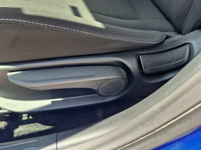 Used 2025 Hyundai Elantra SEL FWD image 14