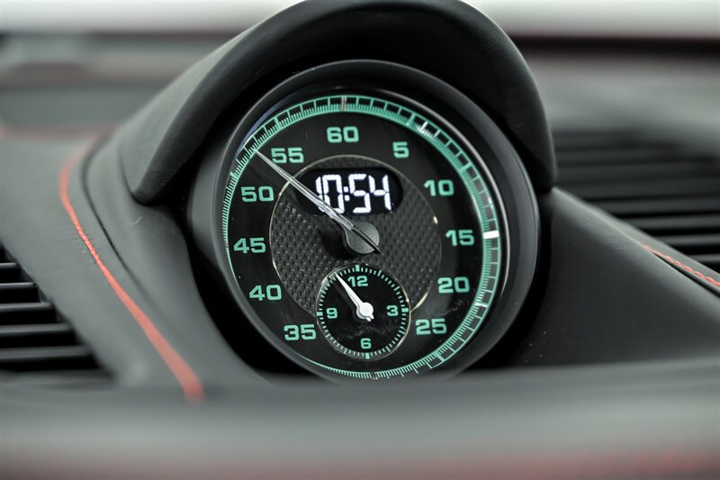 Used 2019 Porsche 911 Speedster RWD image 24