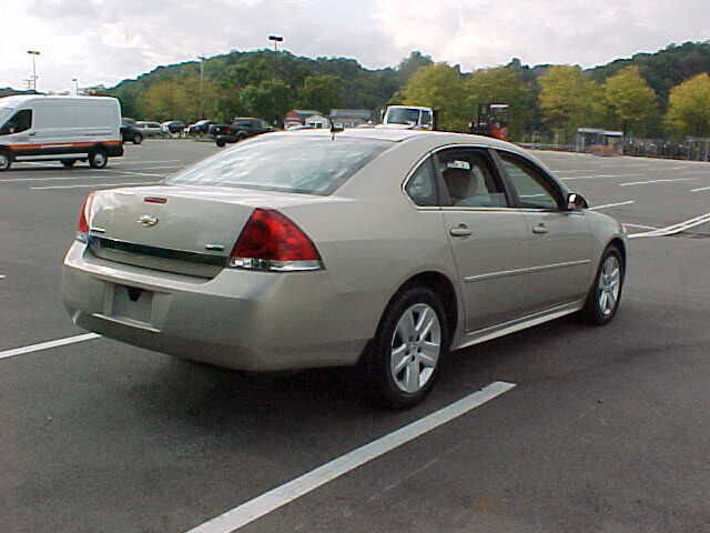 Used 2011 Chevrolet Impala LS image 6