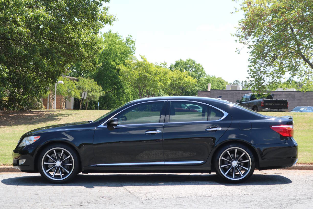 Used 2010 Lexus LS 460 RWD image 8