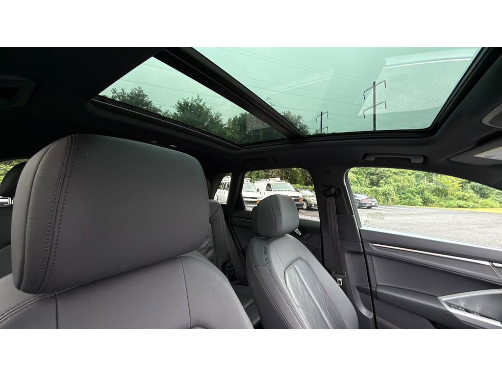 Used 2023 Audi Q3 2.0T Premium image 21