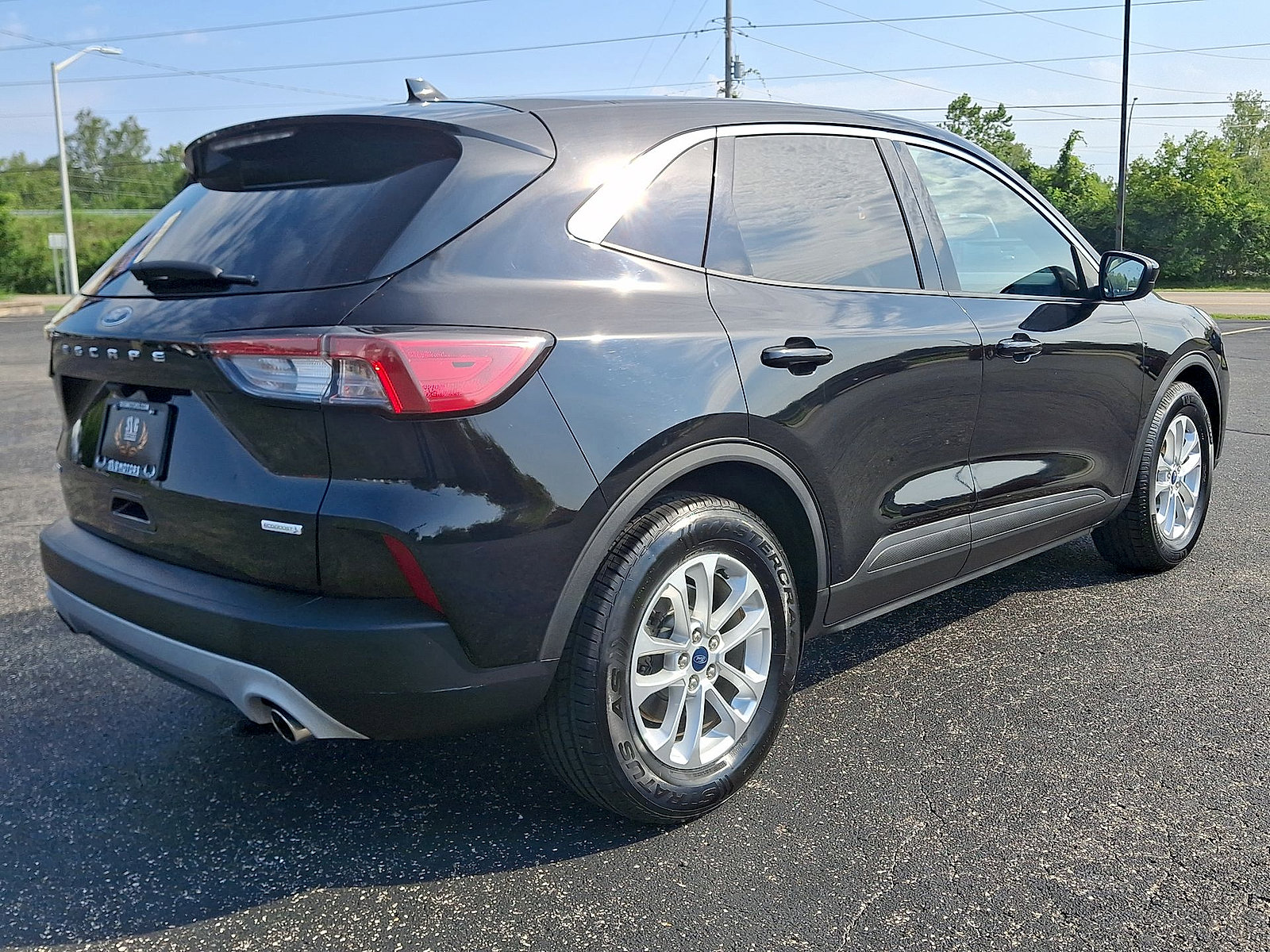 Used 2020 Ford Escape SE FWD image 25