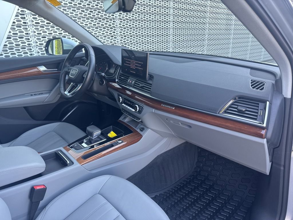 Used 2022 Audi Q5 2.0T Premium AWD/4WD image 30