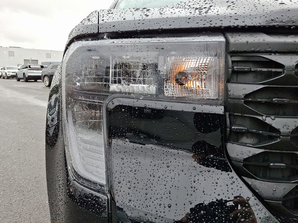 Used 2025 Ford Maverick XLT w/ XLT Luxury Package AWD/4WD image 9