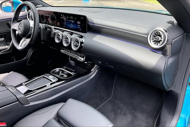 Used 2025 Mercedes-Benz CLA 250 image 23