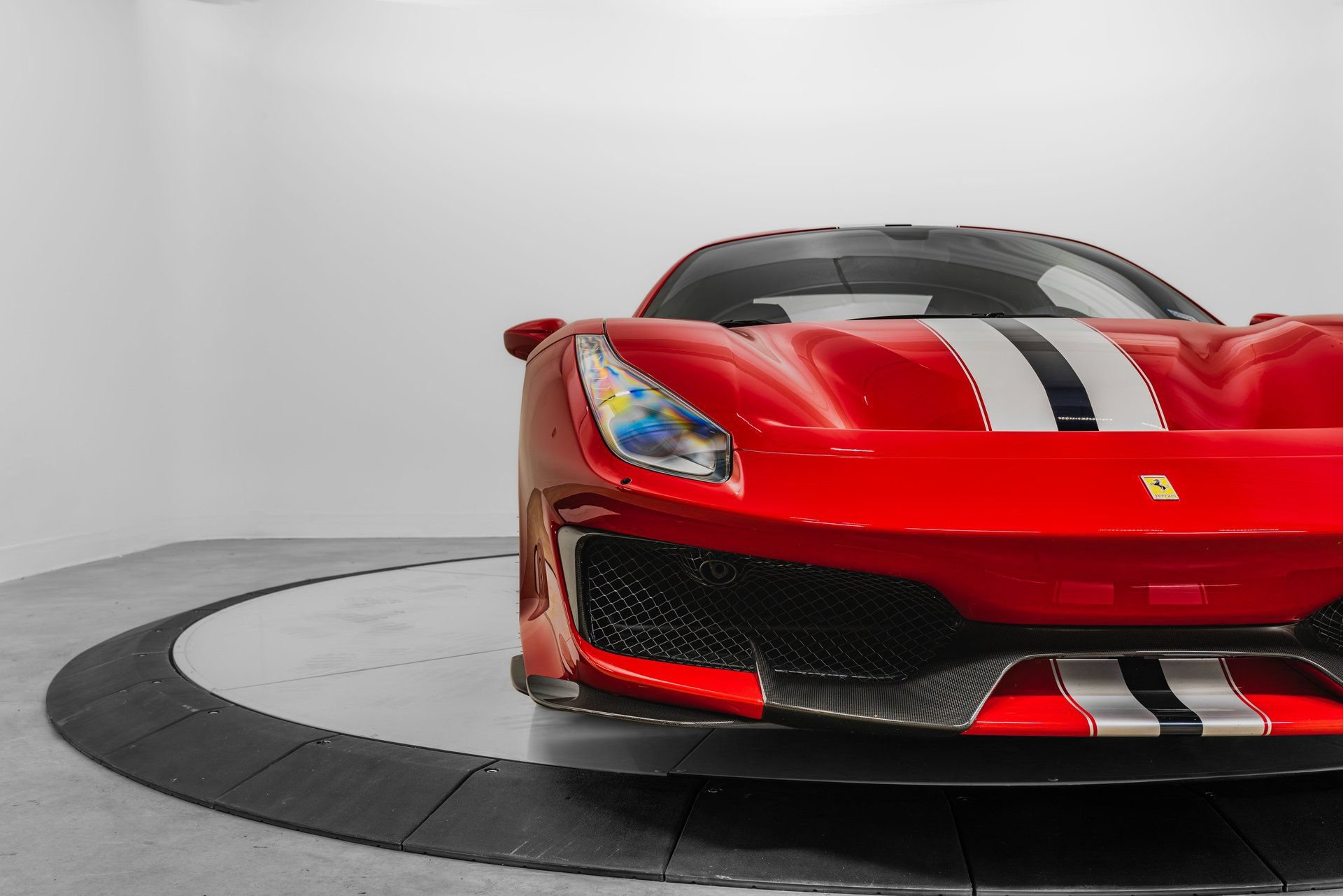 Certified 2020 Ferrari 488 Pista Coupe RWD image 42
