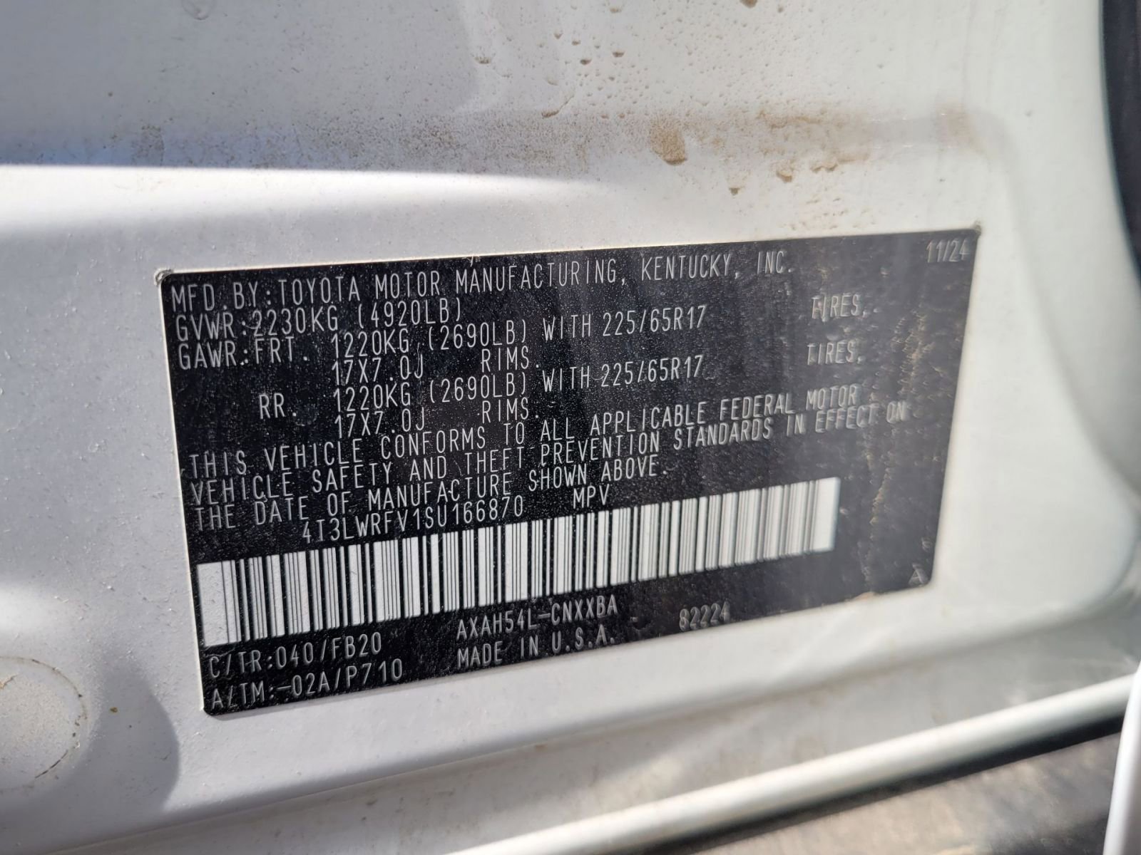 Used 2025 Toyota RAV4 LE image 9