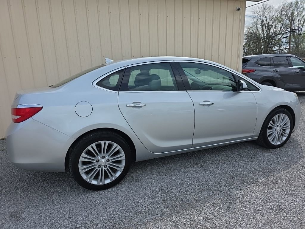 Used 2014 Buick Verano FWD image 6