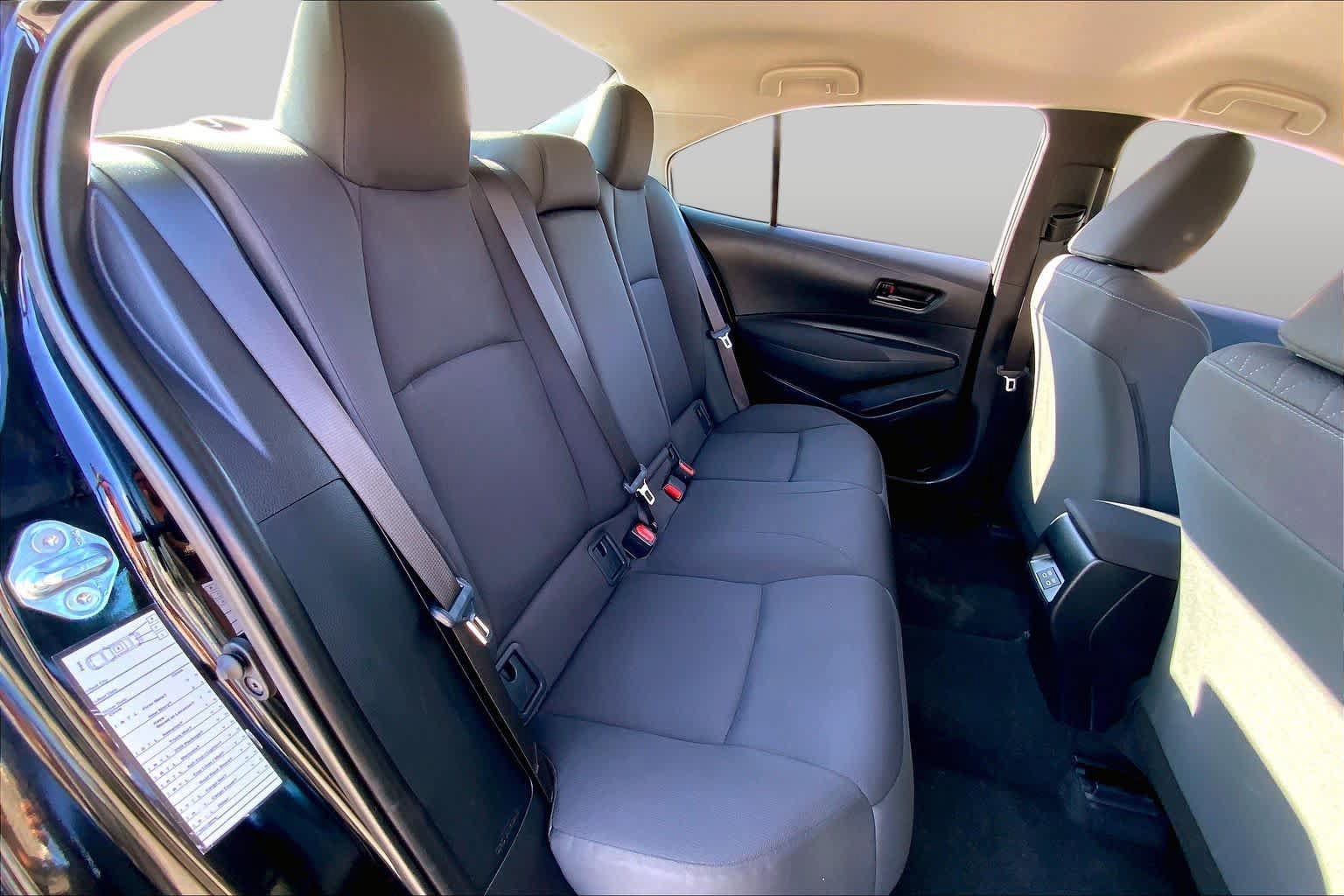 Used 2026 Toyota Corolla LE FWD image 19