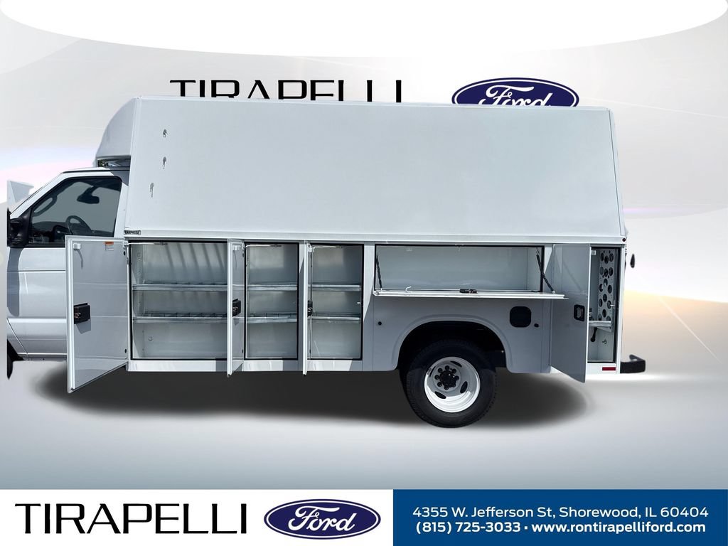 New 2026 Ford E-450 and Econoline 450 Super Duty w/ Power Equipment Group RWD image 27