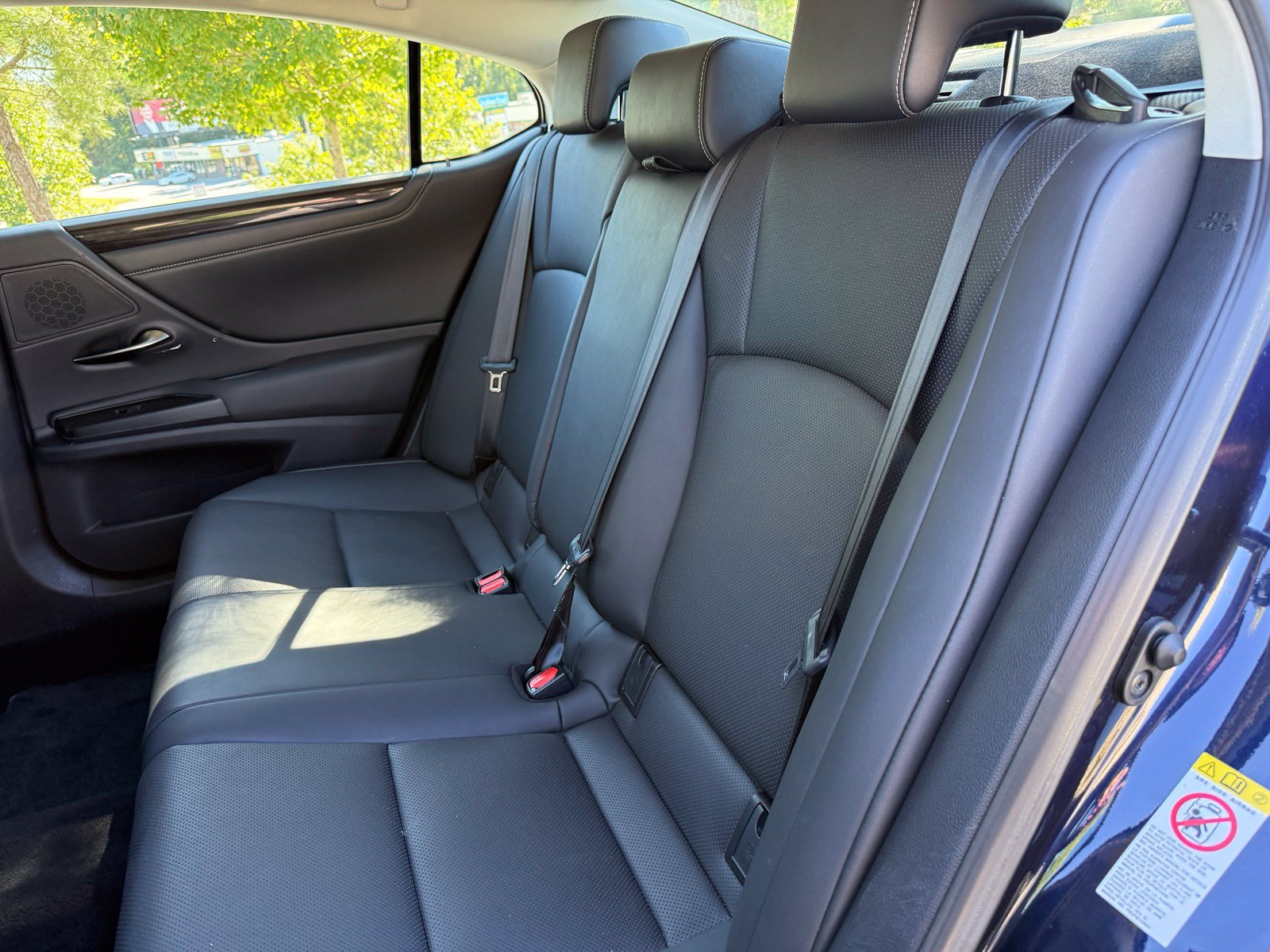 Used 2019 Lexus ES 350 w/ Premium Package FWD image 37