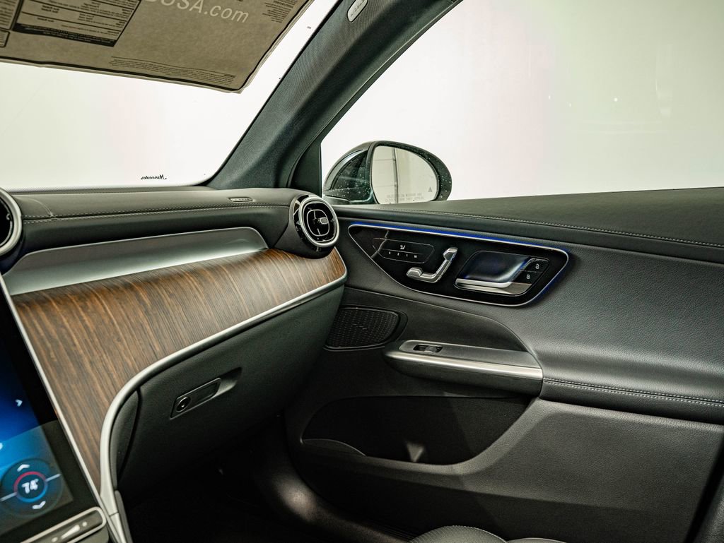 New 2026 Mercedes-Benz GLC 300 4MATIC image 25