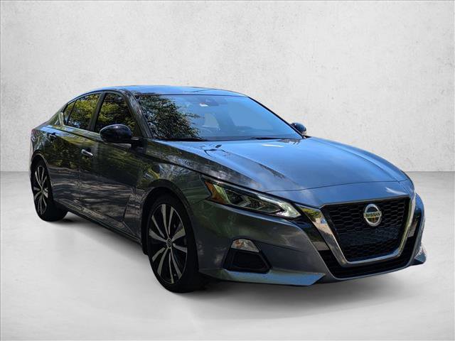 Used 2020 Nissan Altima 2.5 SR w/ Premium Package video 3
