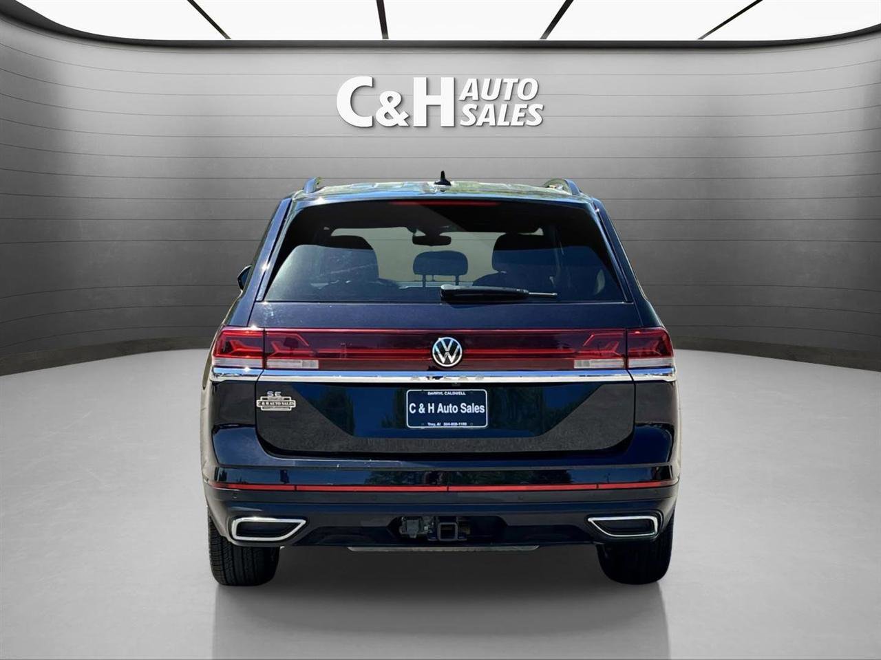 Used 2025 Volkswagen Atlas SE FWD image 8