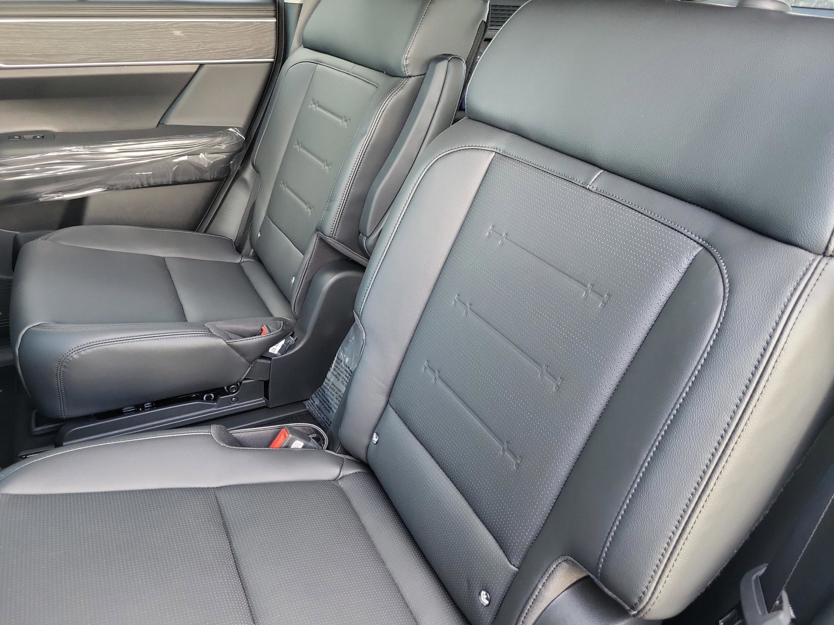 New 2026 Hyundai Santa Fe Limited image 17