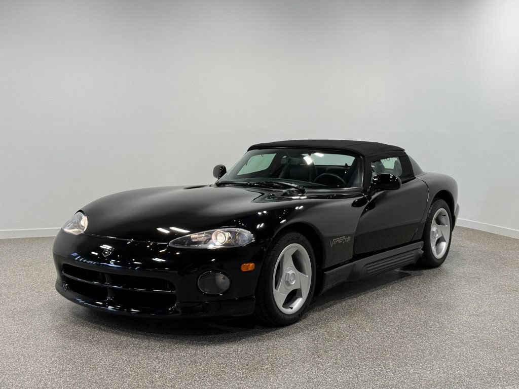 Used 1995 Dodge Viper RT/10 RWD image 3