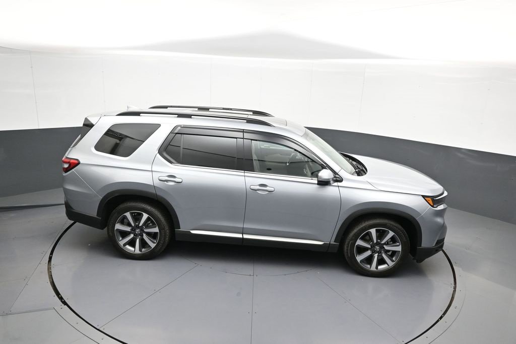 Used 2023 Honda Pilot Touring image 39