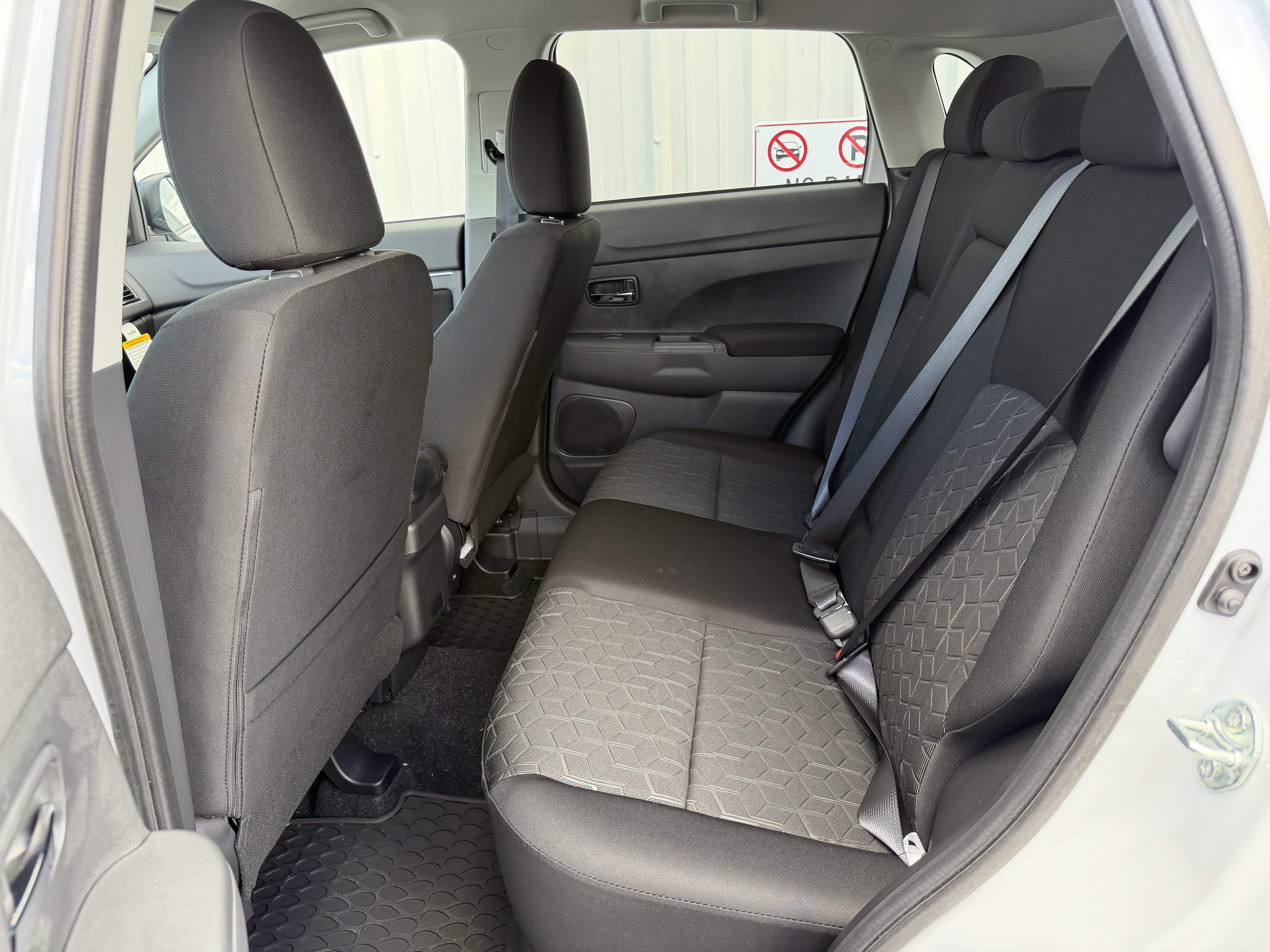 New 2027 Mitsubishi Outlander Sport ES FWD image 14