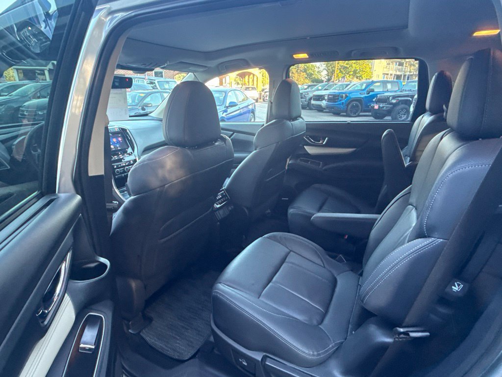 Used 2019 Subaru Ascent Limited w/ Popular Package #3 AWD/4WD image 13