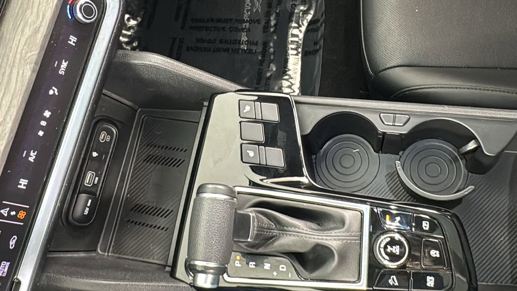 Used 2025 Kia Sportage X-Line w/ Premium Package image 29