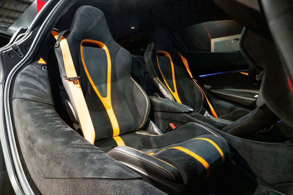 Used 2018 McLaren 720S RWD image 36