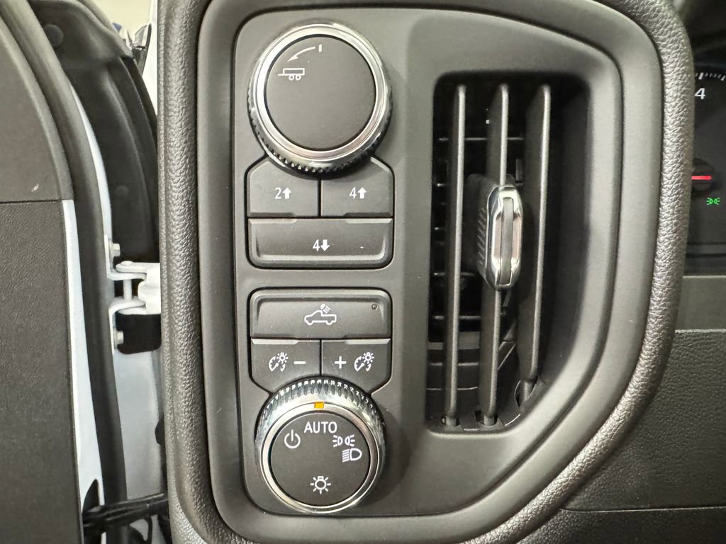 New 2026 GMC Sierra 2500 Pro w/ Convenience Package image 18