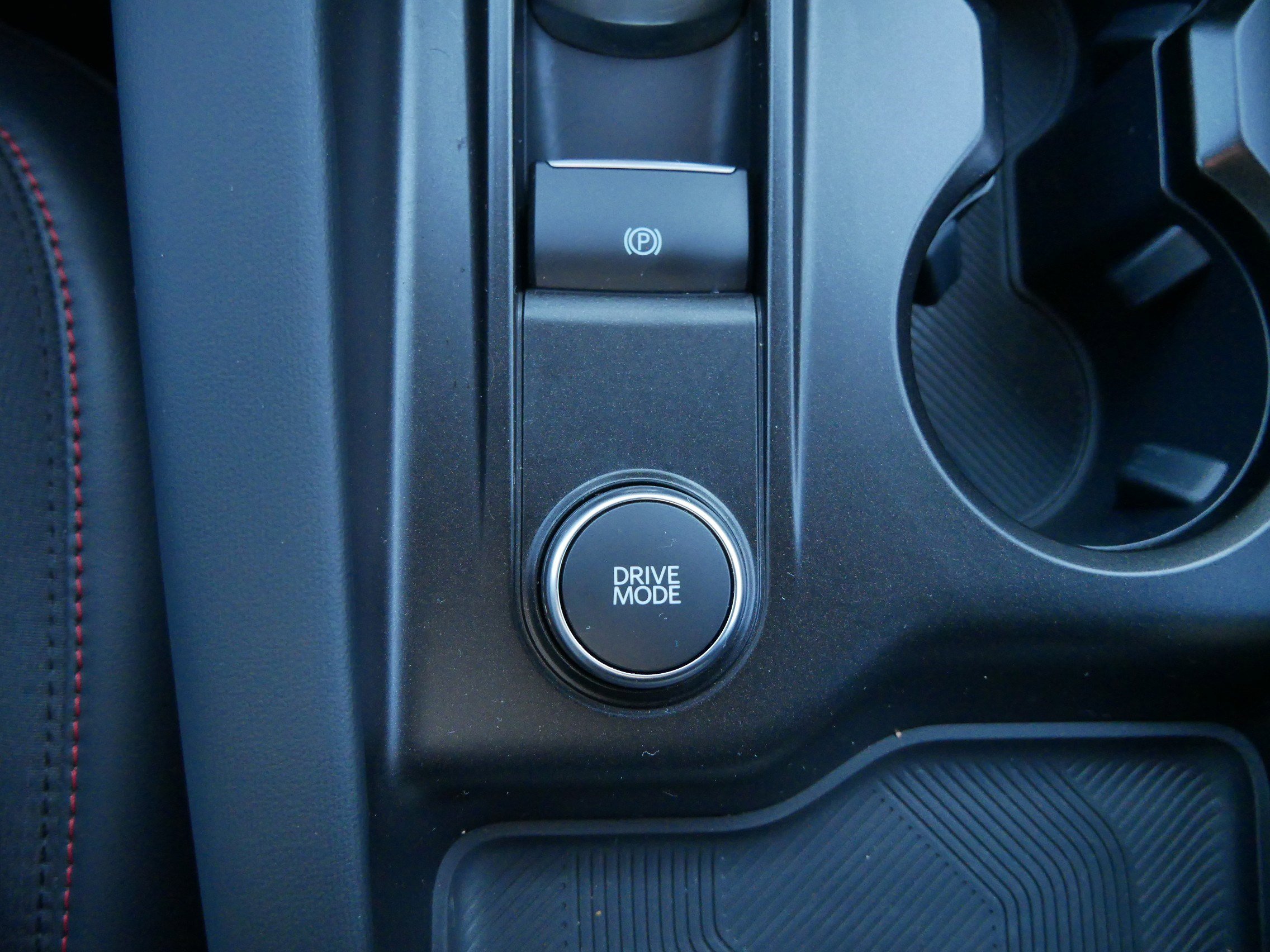 Used 2026 Ford Explorer ST-Line w/ ST-Line Street Pack image 28