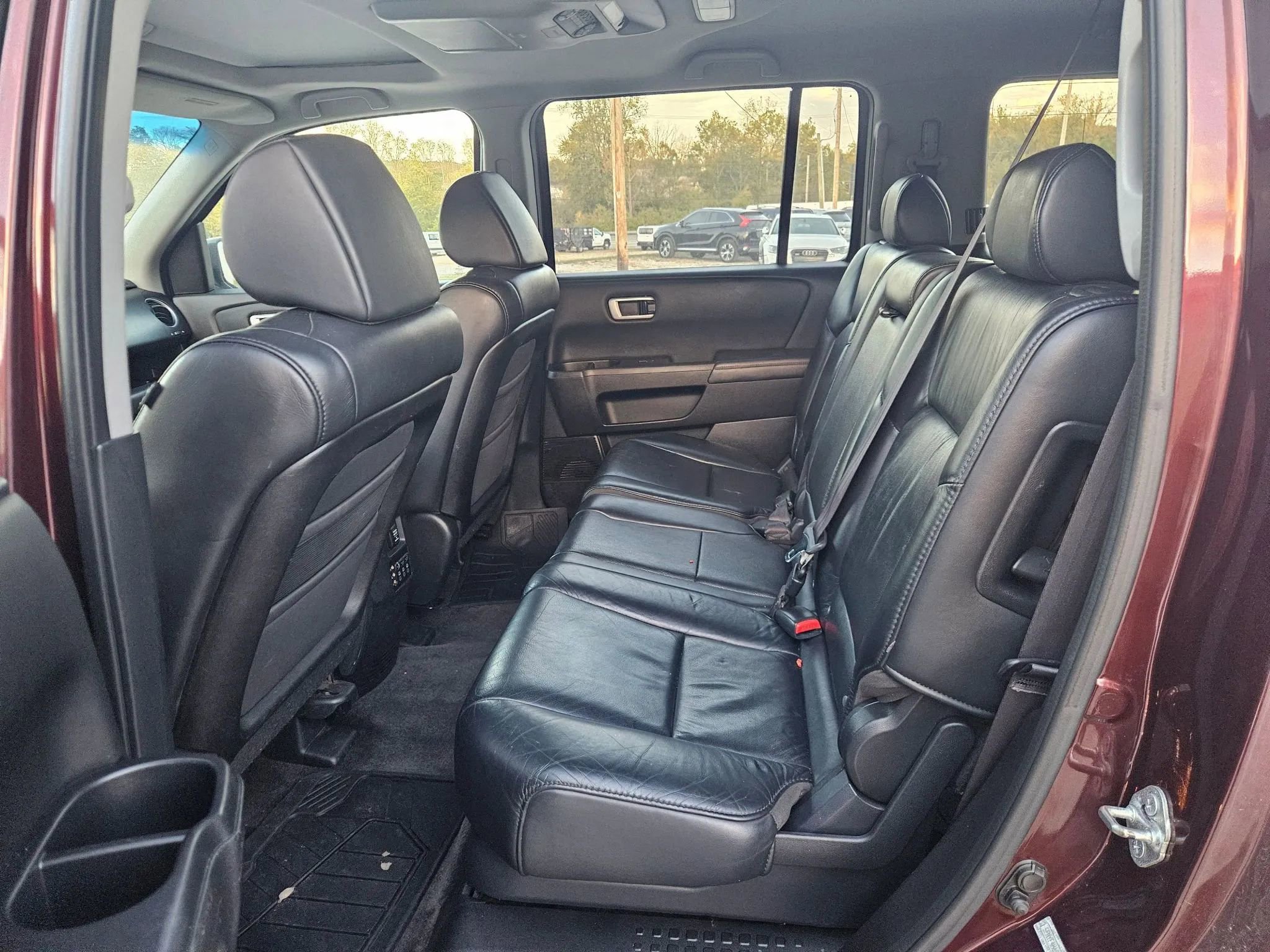 Used 2011 Honda Pilot EX-L image 11