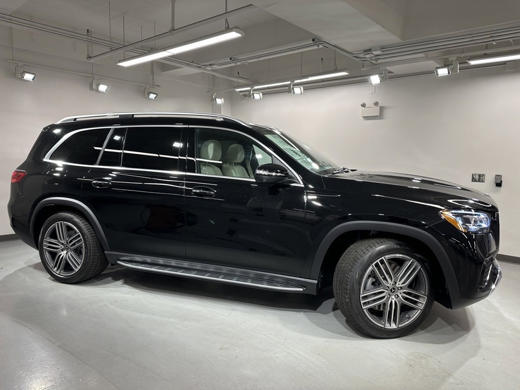 New 2026 Mercedes-Benz GLS 450 4MATIC image 10