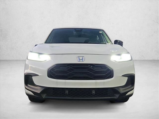 Used 2025 Honda HR-V Sport image 2