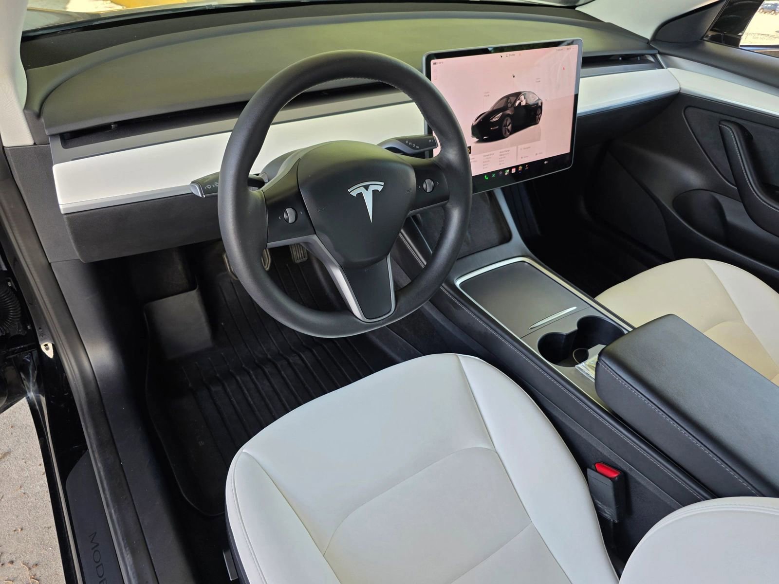 Used 2022 Tesla Model 3 Standard Range RWD image 16