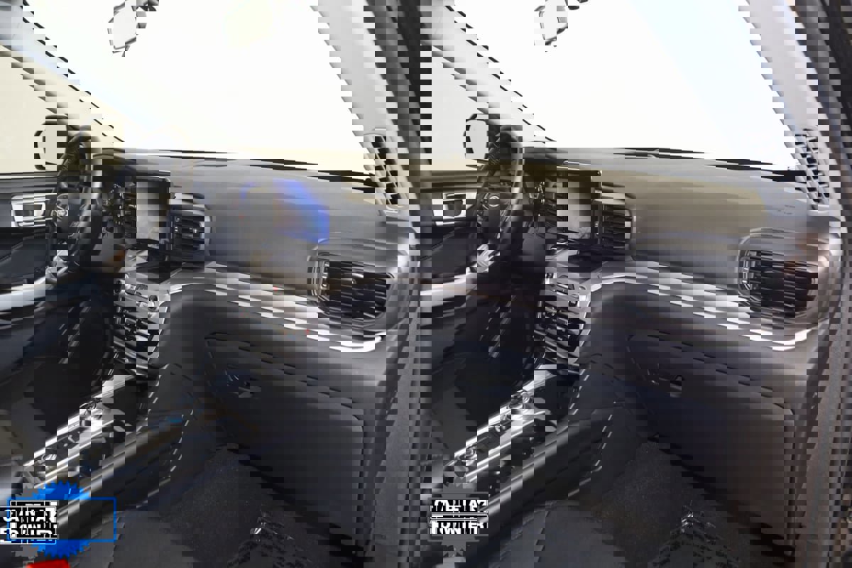 Used 2022 Ford Explorer XLT image 45