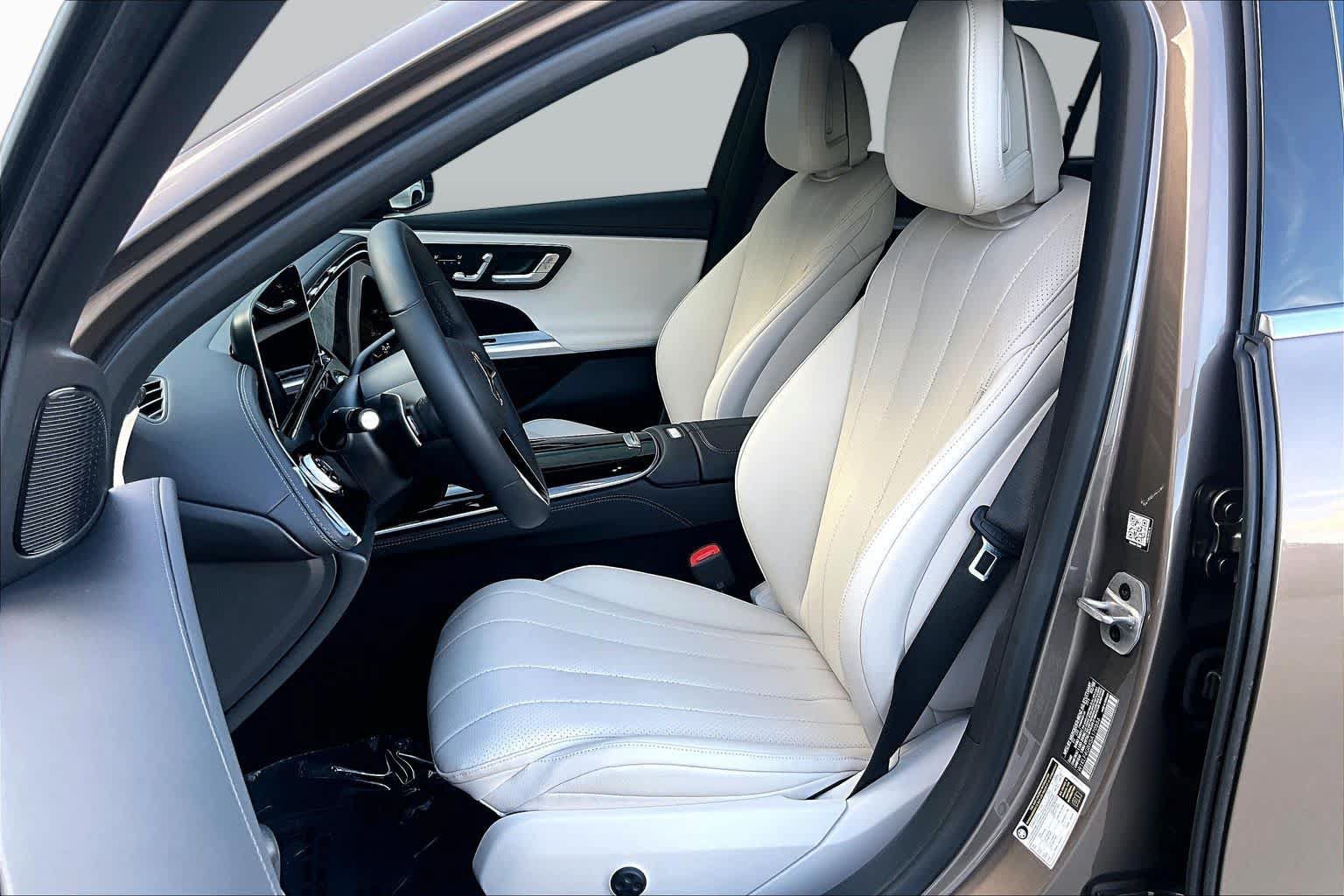Used 2025 Mercedes-Benz E 350 Sedan image 8