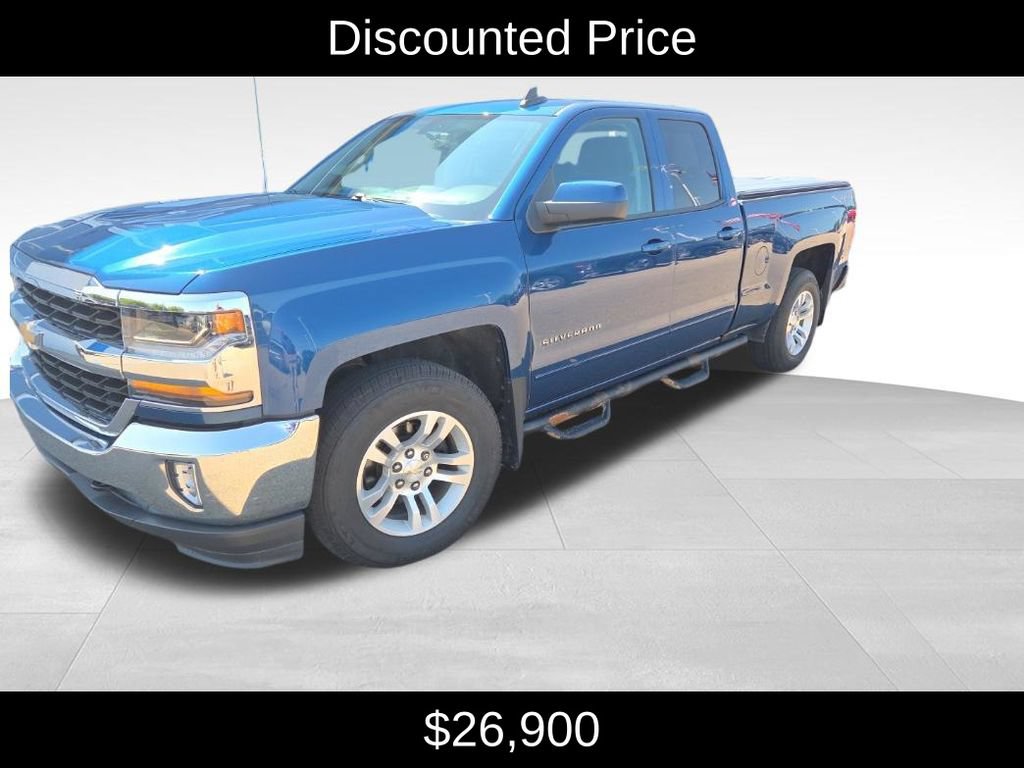 Used 2018 Chevrolet Silverado 1500 LT w/ All Star Edition AWD/4WD image 3