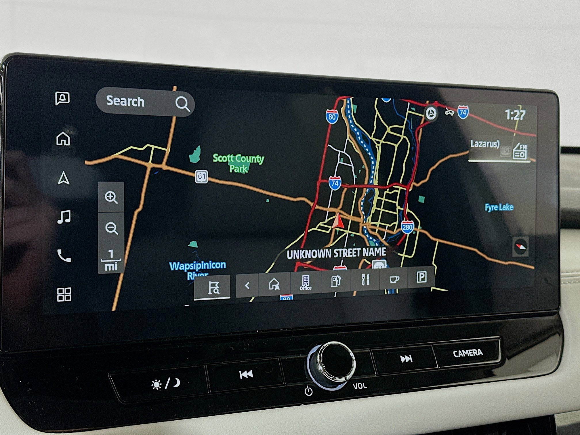 Used 2025 Mitsubishi Outlander SEL image 13