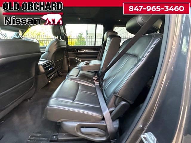 Used 2022 Jeep Wagoneer Series I w/ Premium Group I AWD/4WD image 13