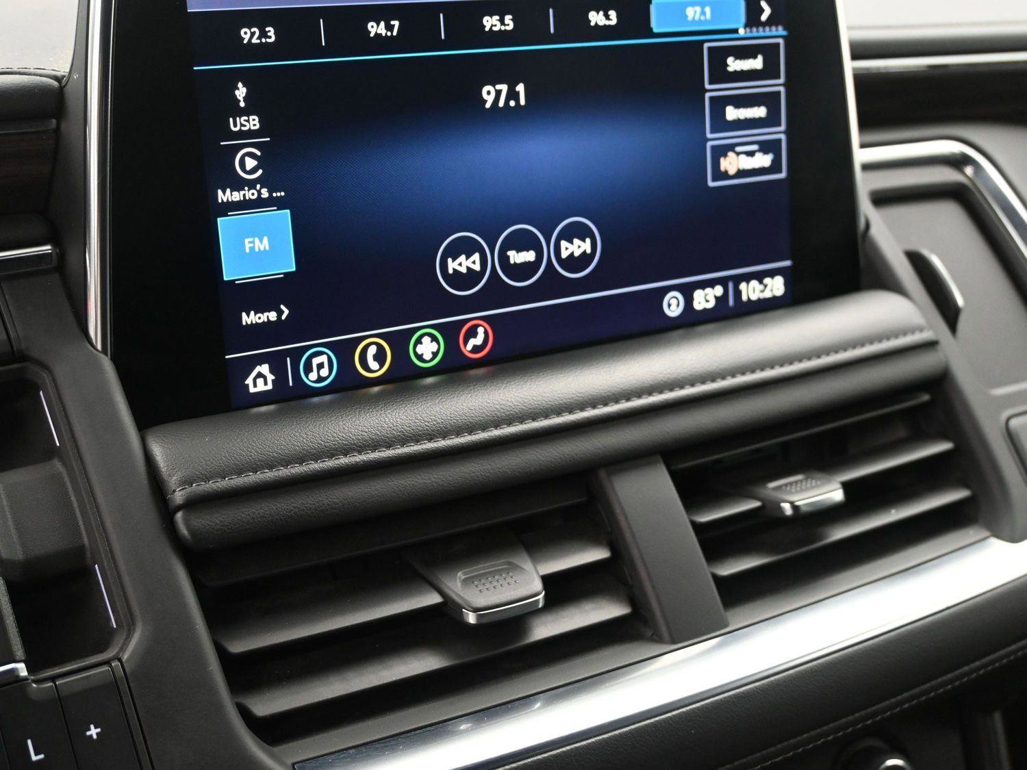 Used 2021 Chevrolet Tahoe LT image 4