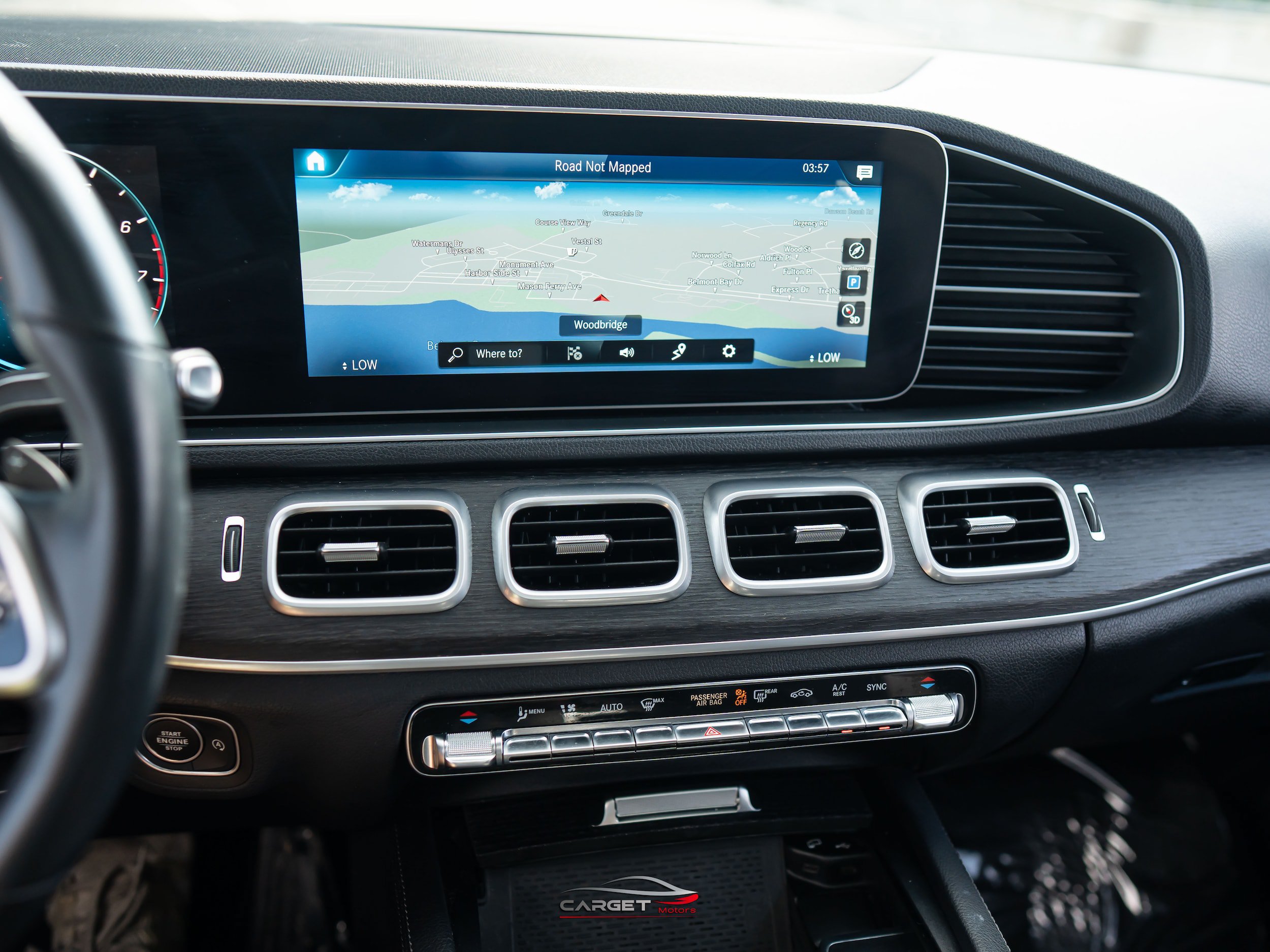 Used 2023 Mercedes-Benz GLE 350 w/ AMG Line Exterior image 29