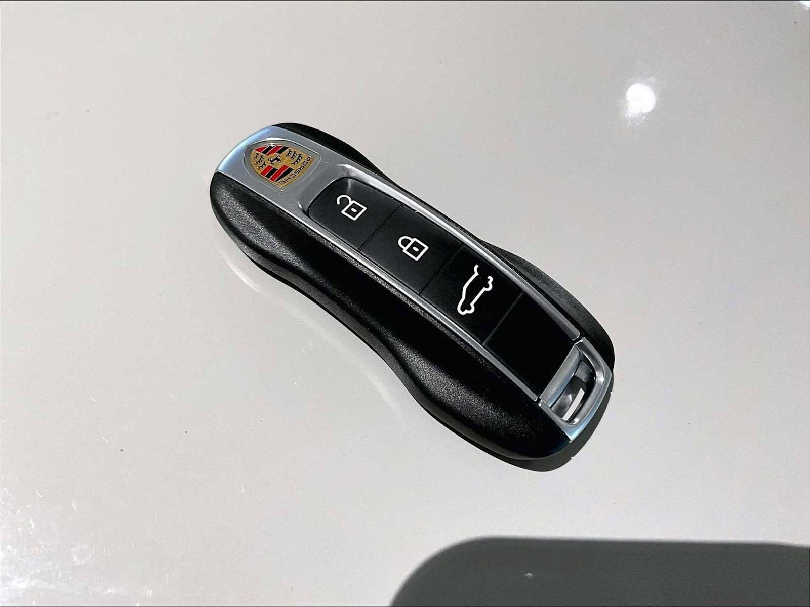 Used 2022 Porsche Cayenne S image 36