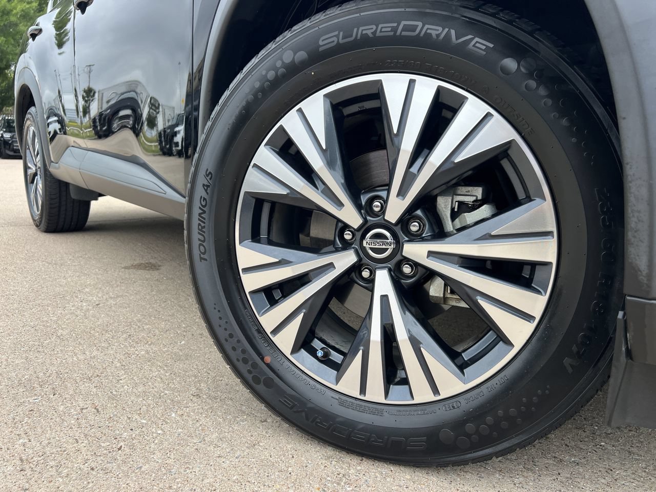 Used 2021 Nissan Rogue SV FWD image 6
