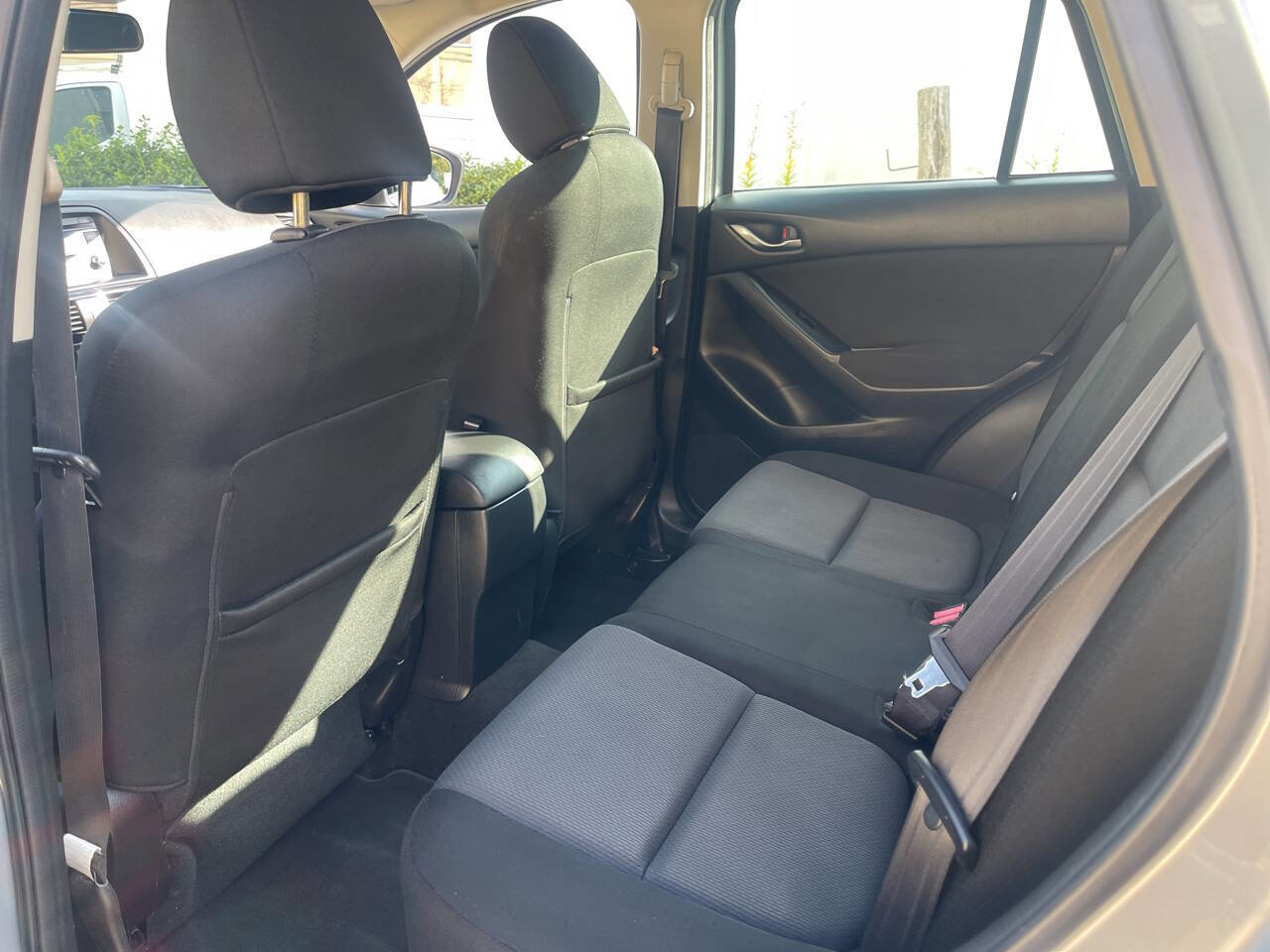 Used 2023 Tesla Model 3 Standard Range image 18