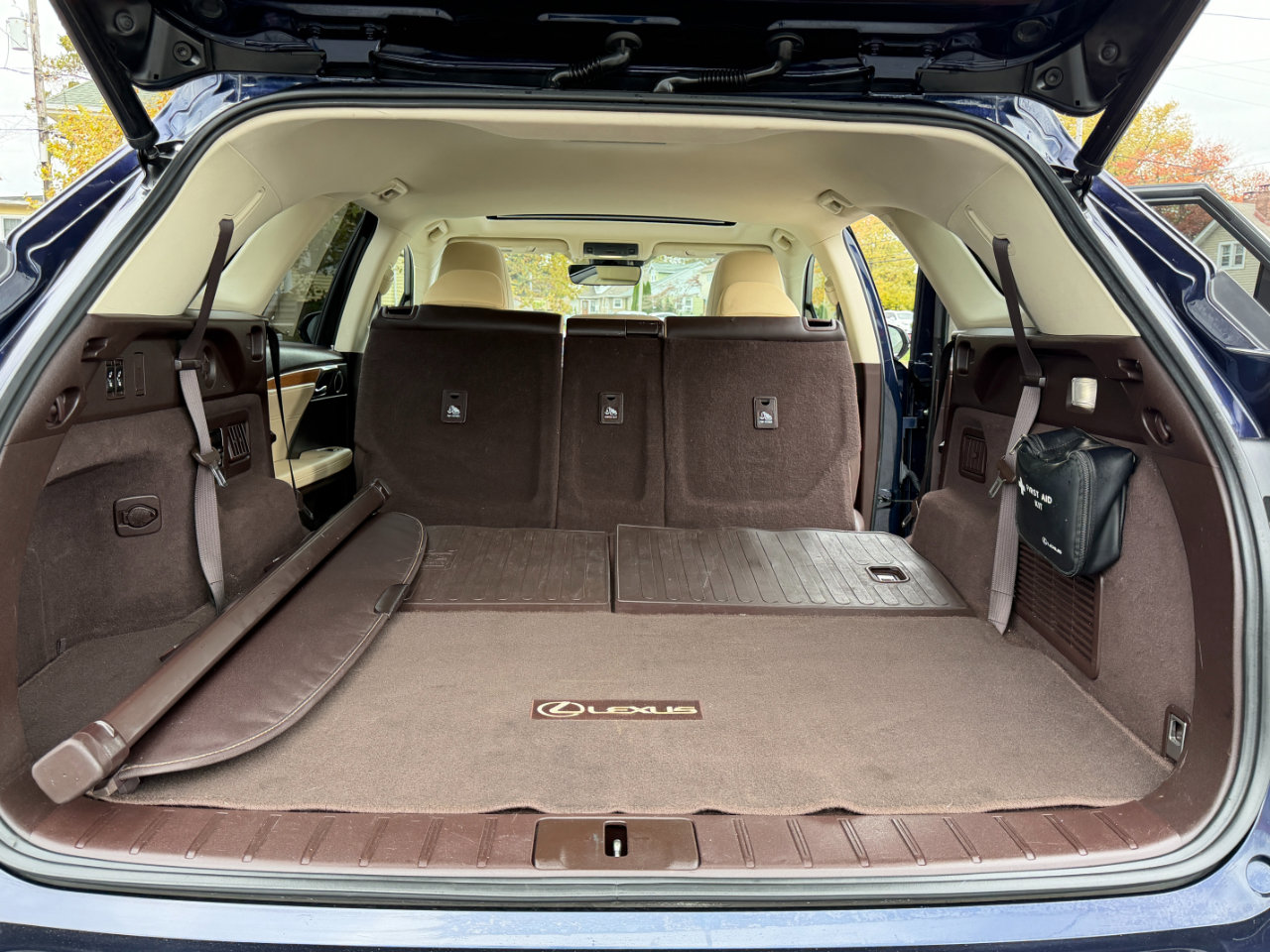 Used 2018 Lexus RX 350L Luxury image 38