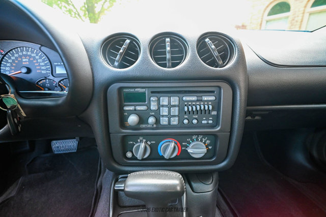 Used 2002 Pontiac Firebird Trans Am RWD image 43