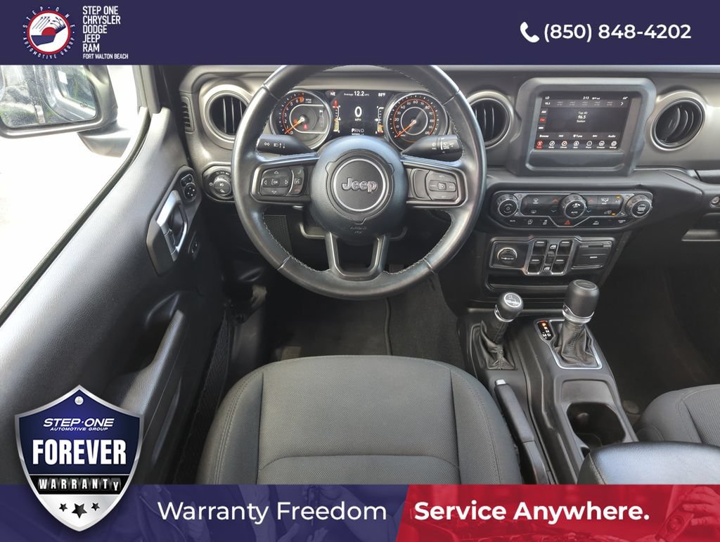 Used 2022 Jeep Gladiator Sport AWD/4WD image 13