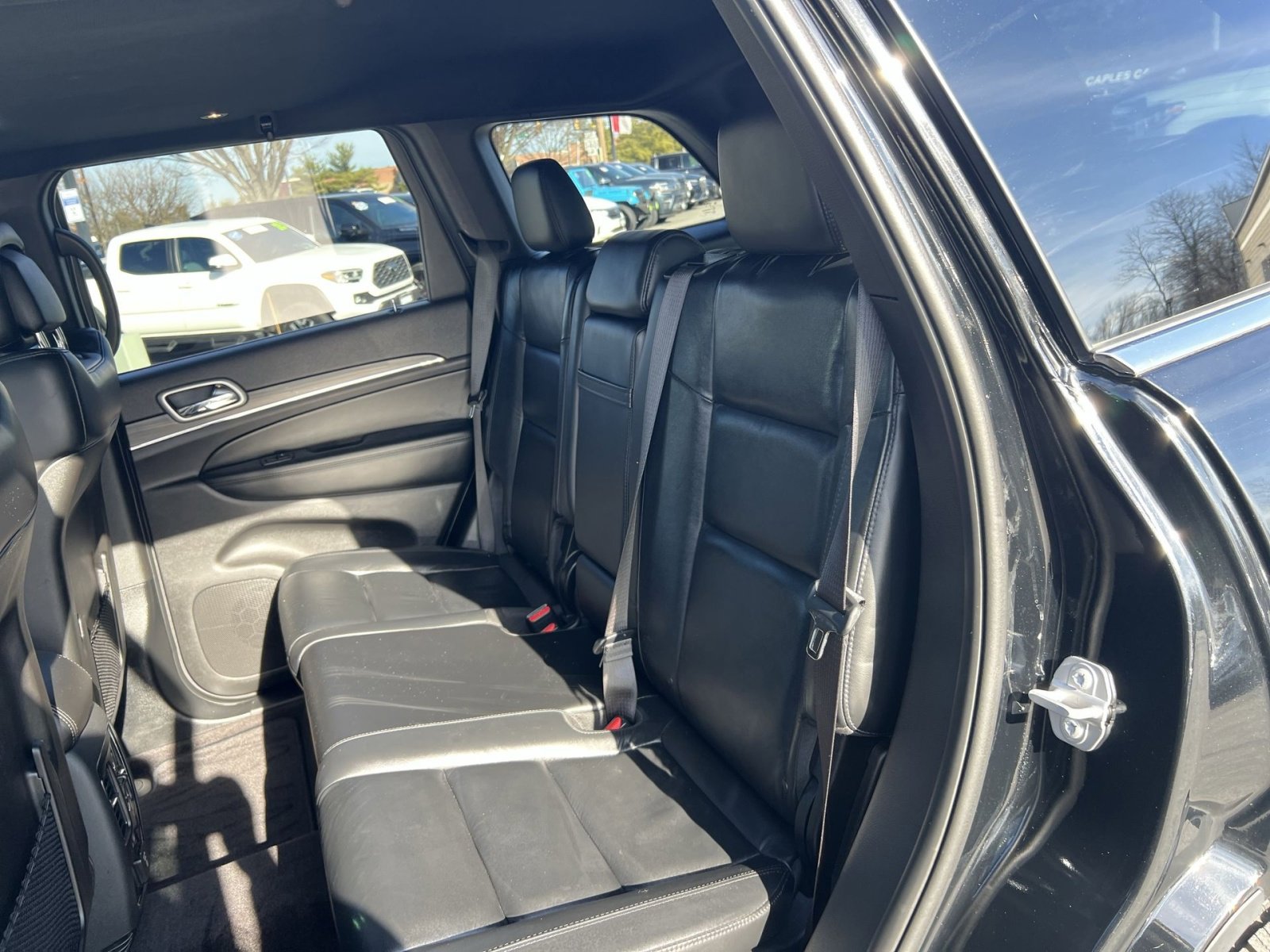Used 2019 Jeep Grand Cherokee Limited image 25