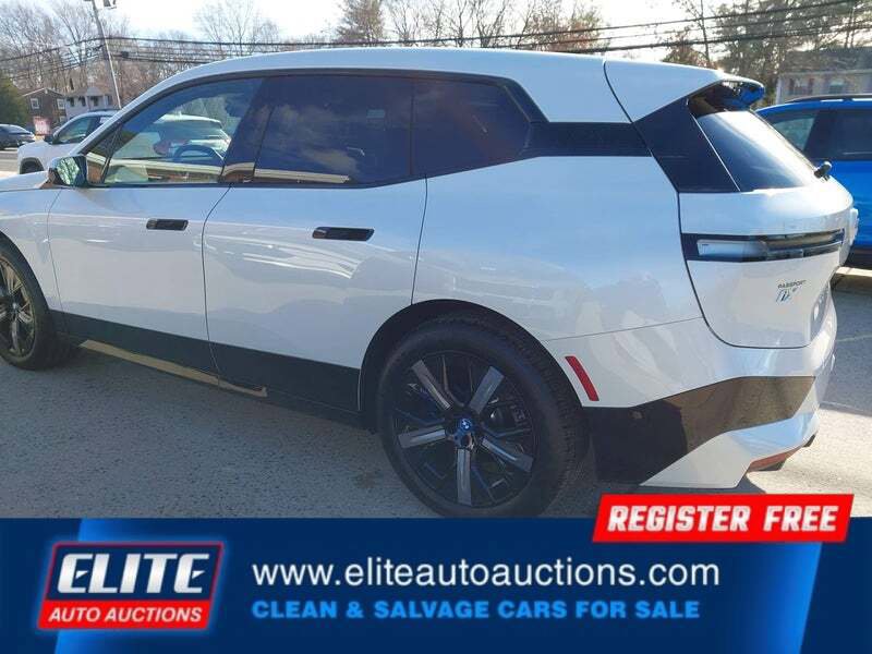 Used 2025 BMW iX xDrive50 image 6