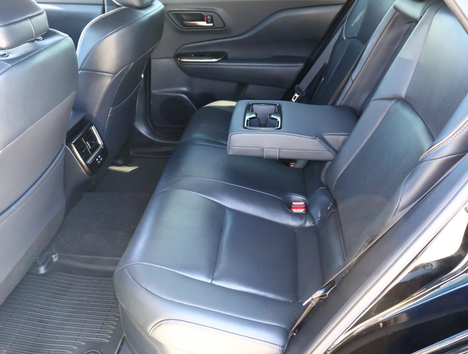 Used 2025 Toyota Crown Signia AWD/4WD image 22