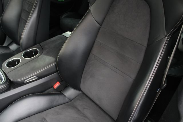 Used 2019 Porsche Panamera GTS image 5