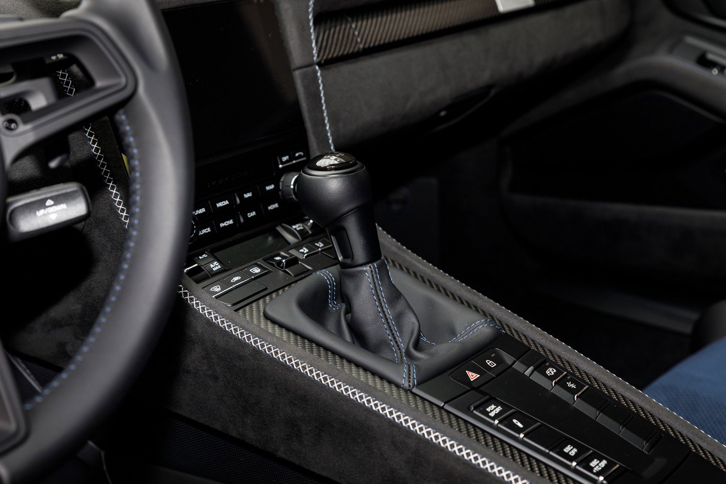 Used 2025 Porsche 718 Cayman GT4 RS image 24